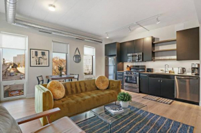 Lux 1BR/1BA Apartment in Belmont